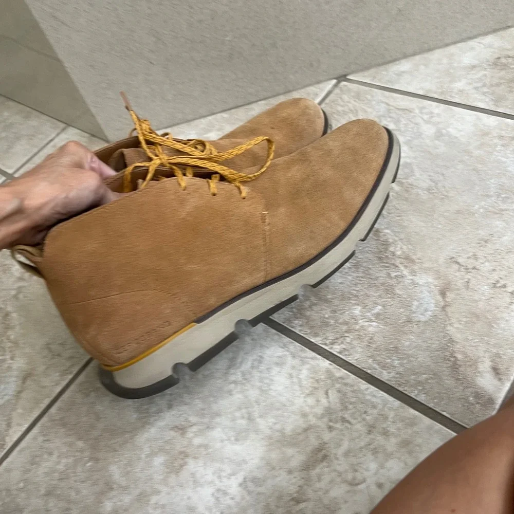 Cole Haan Zerogrand Tan Suede Chukka Desert Boots Mens Shoes C23251 Sz 10M EUC Cole Haan Zerogrand Tan Suede Chukka Desert Boots Mens Shoes  main image 4